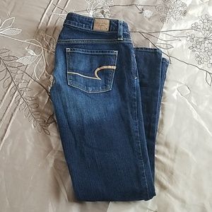 American Eagle jeans size 6 skinny nwot